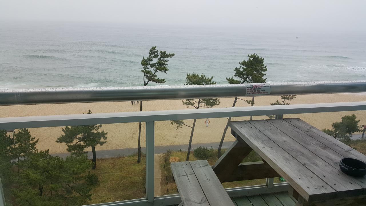 Motel Time à Gangneung Extérieur photo