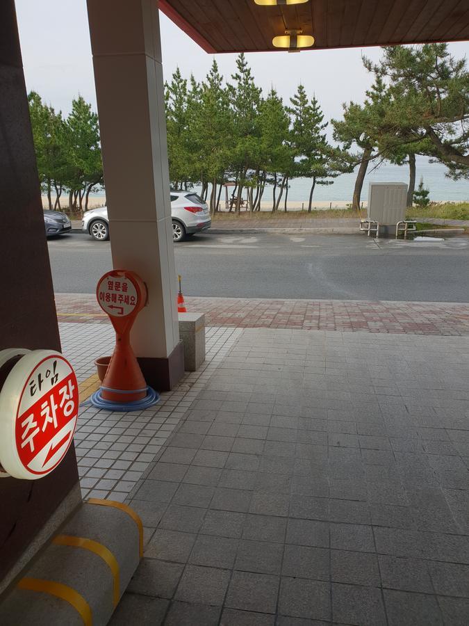 Motel Time à Gangneung Extérieur photo